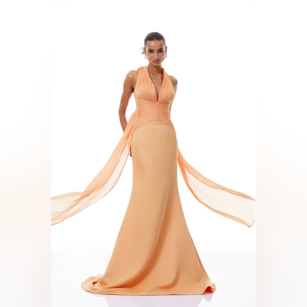 Chic Halter Neck Peach Prom Dress